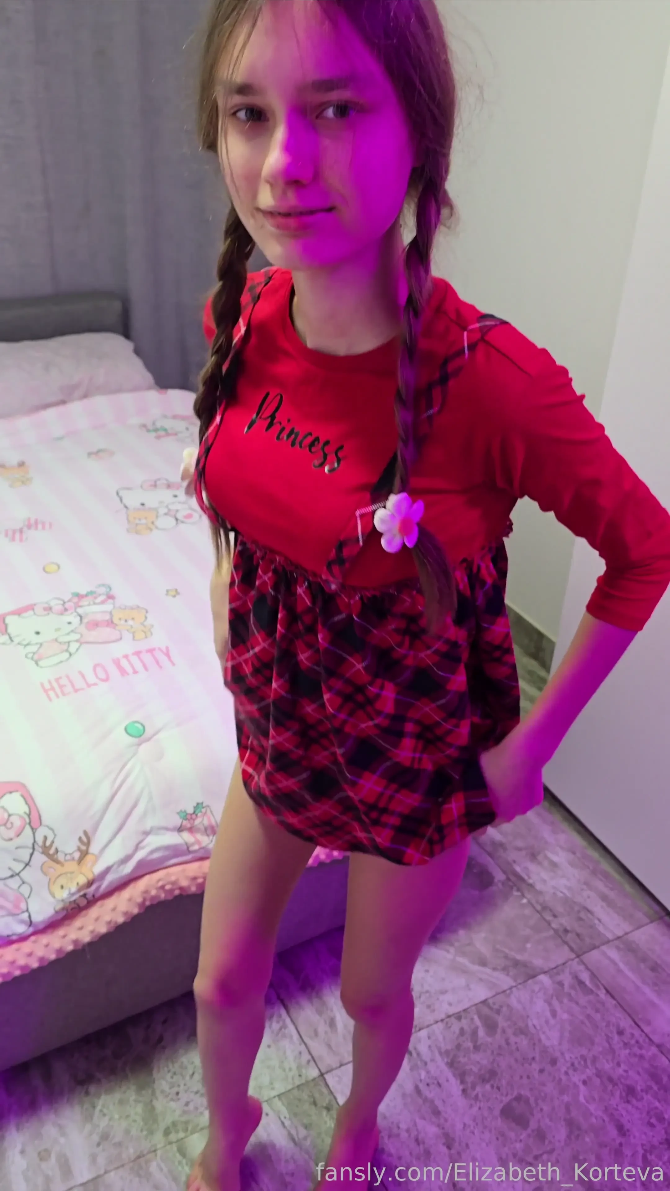 Upskirt plaidskirt panties babe hellokitty ponitails 18 teen tiny 