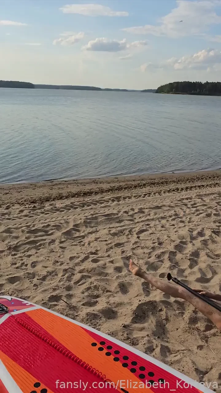 I spread my legs spreadlegs openlegs w-legs beach bikini swimsuit sup 