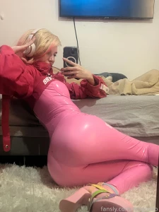 Here are the rest of my alice photos btw fyp cosplay latex jumpsuit part 2