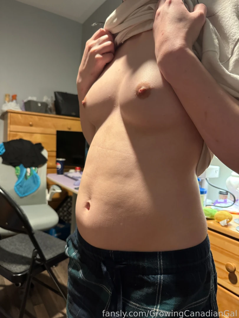 Horny asf thinking about all my new stretchmarks on my ass part 3 