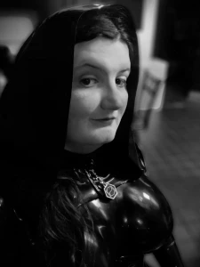 Pet night at the local dungeon first time trying a cage including some part 2