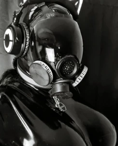 More from the second wearing of the catsuit more candid phone cameras part 3