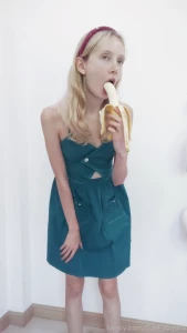 Mmmm banana teen skinny petite tiny barelylegal cute natural cameltoe