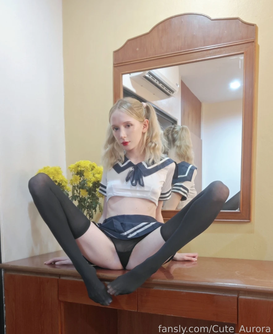 Had a great time bouncing on that thick dildo today i like this part 4 