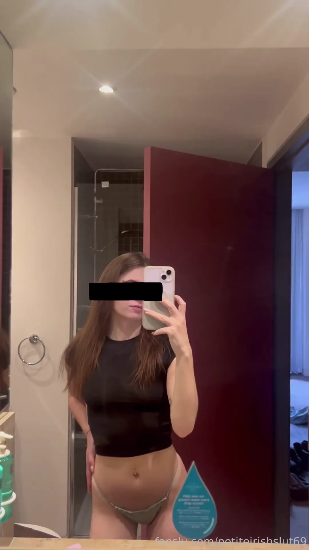 Do you need a sexy young girl so satisfy all your needs text me x 