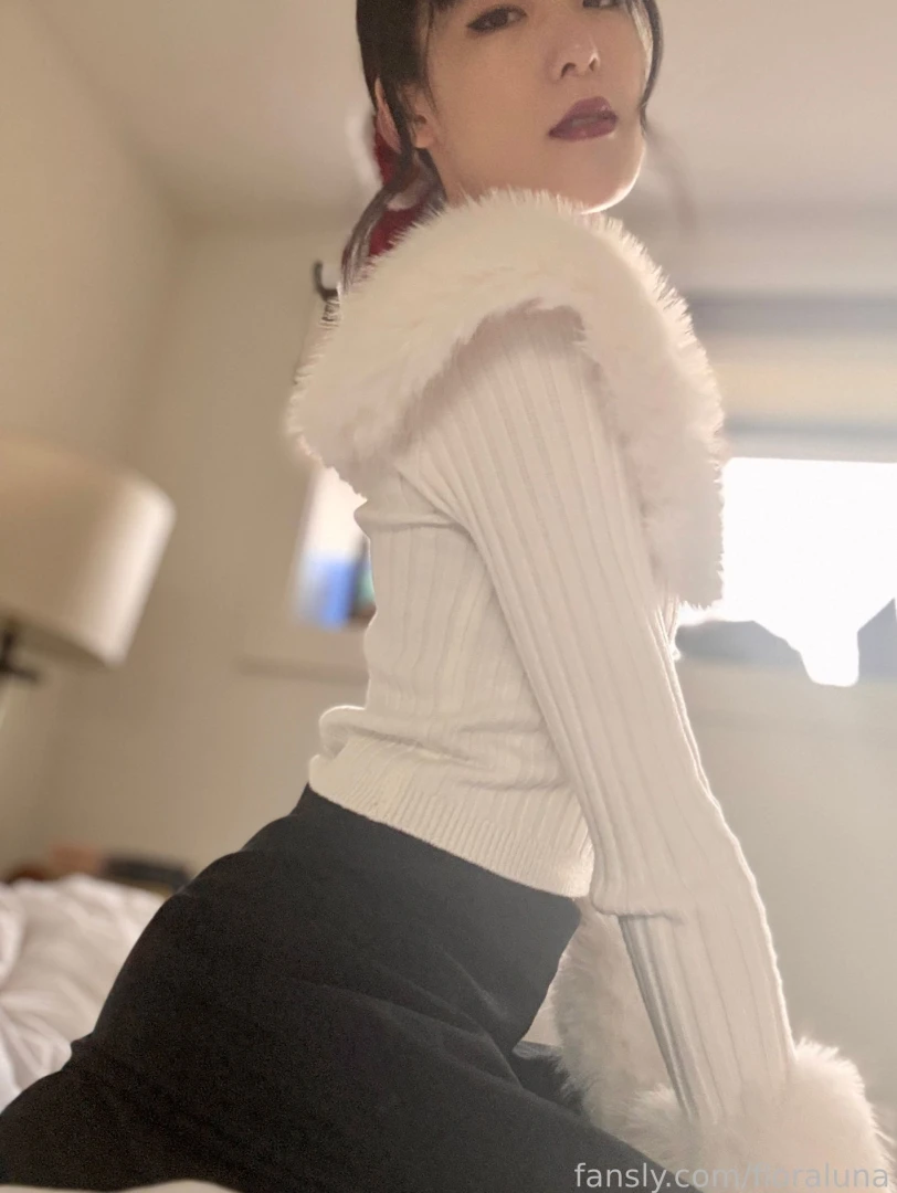 Sweater only asian petite flash part 1 