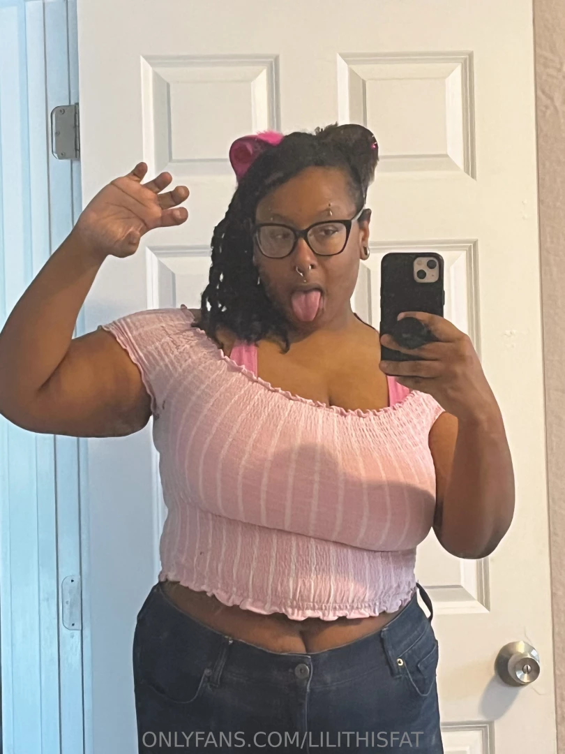 Yer gonna have to speak up if you wanna see da fox ears again since i 