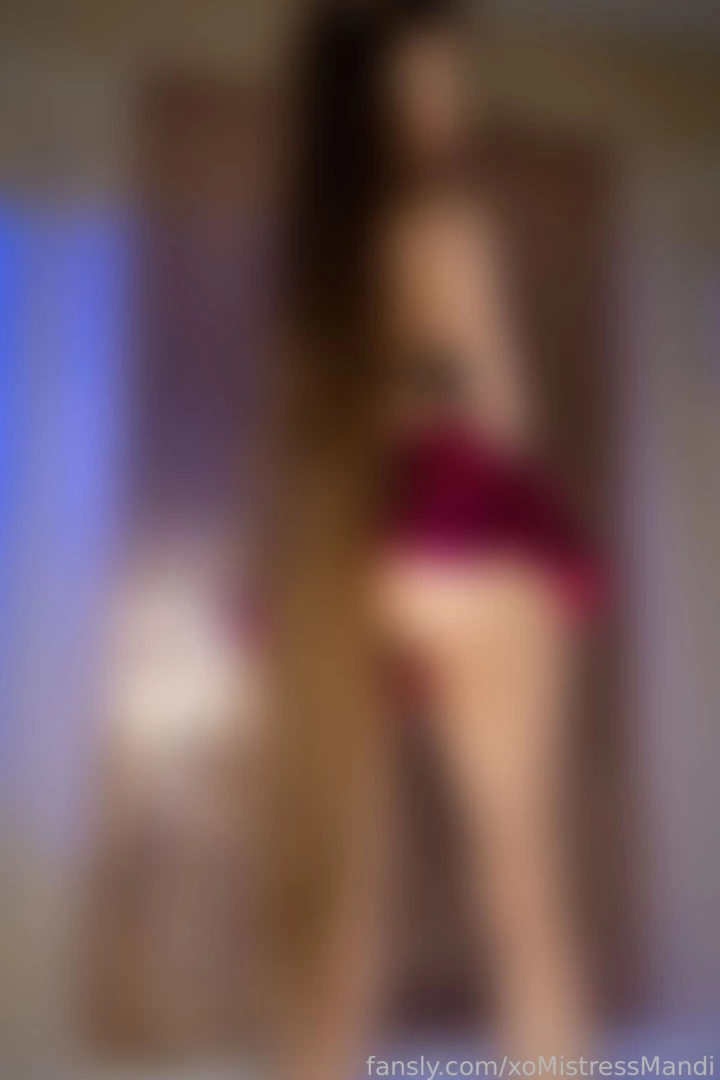 You can really see how long my hair is from this angle 