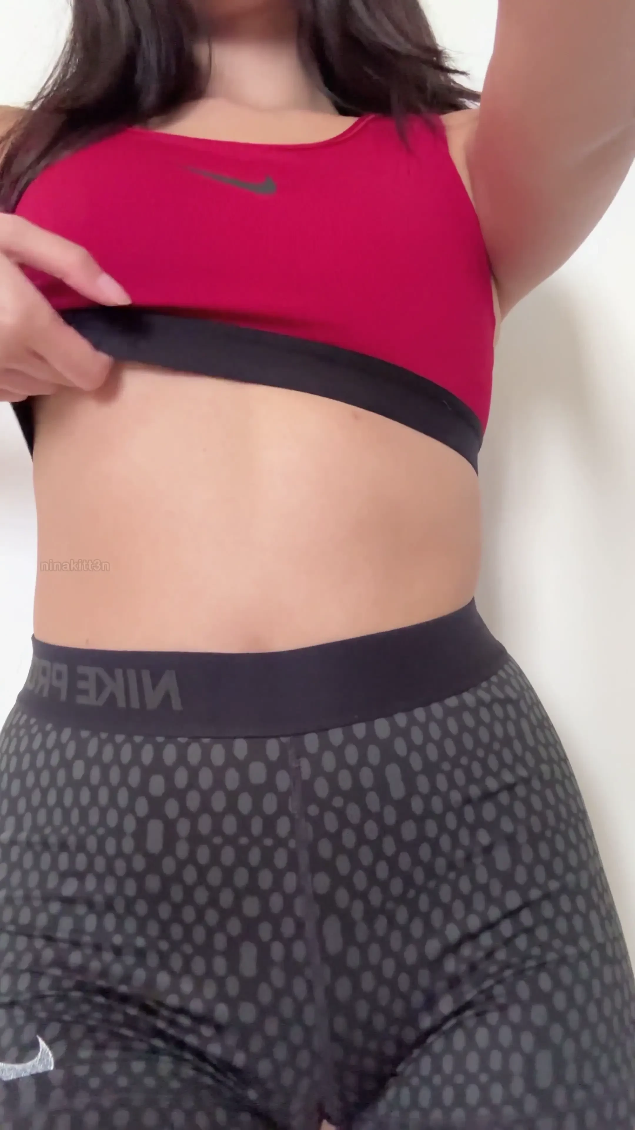 Trying to motivate you to come to the gym with me petite gym 