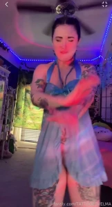 Did you see my titty pop out lol