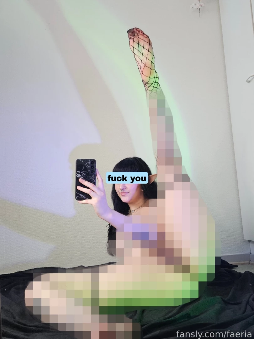 If you love stroking to my feet say thank you feet footfetish pixels 