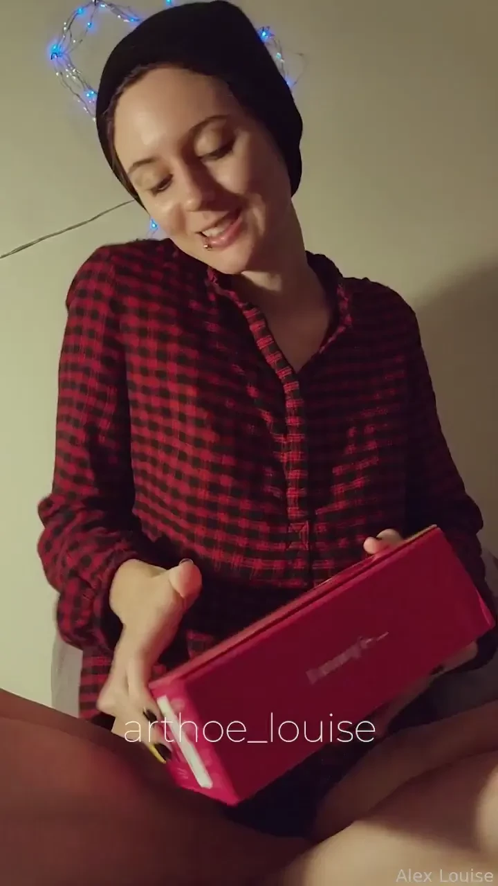 A special treat for my followers lt 3 i got a new toy watch me unbox 