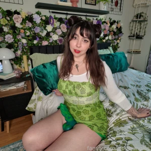 My cock is so lonely can i find a hungry hole kept it company