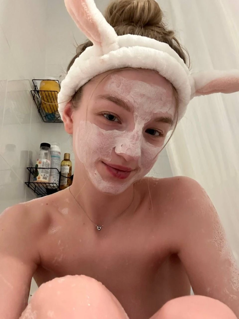 I m a very shy girl but maybe your warm conversations with me can 