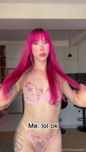 I m so pretty and so lonely and you keep asking for more trans