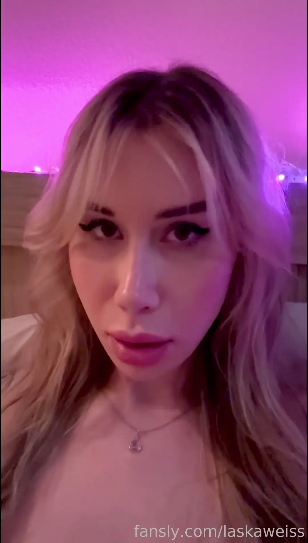 What would be ur answer transgirl tgirl shemale trans tranny girlcock 