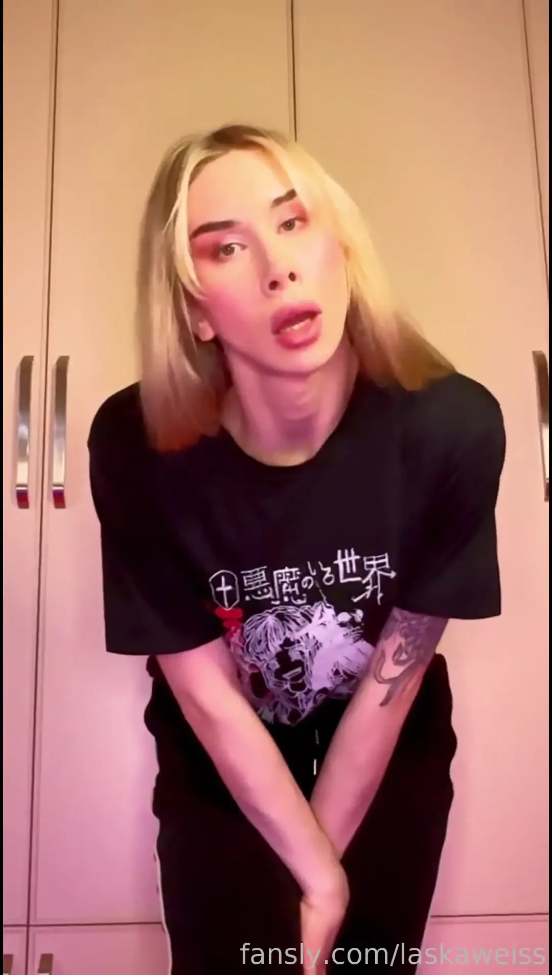 Which image is better i know you ll choose the second one i m just 