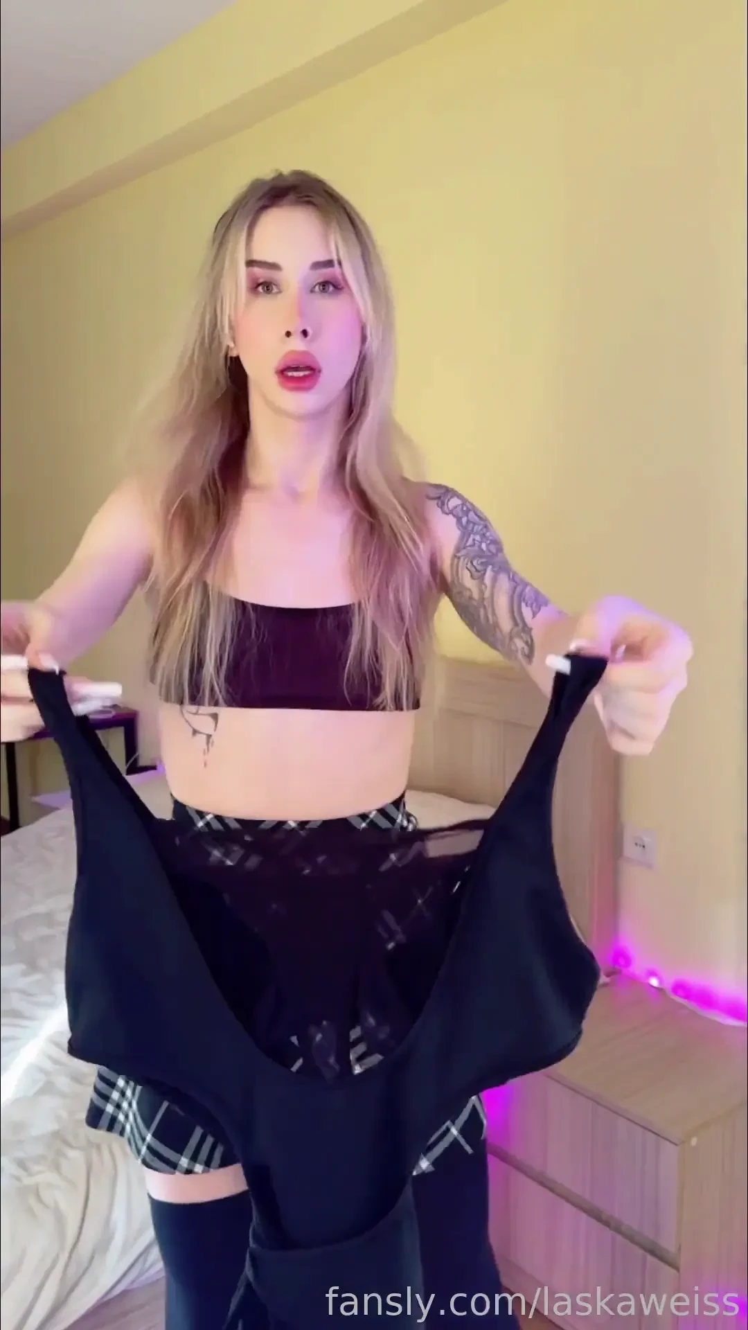 That s how you choose your friends based on appearance tranny shemale 