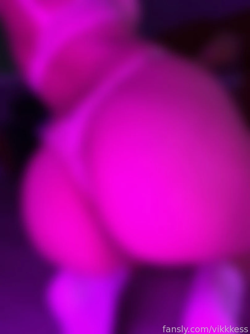 Pink photo shoot i m finally back fyp boobs ass feet legs part 1 