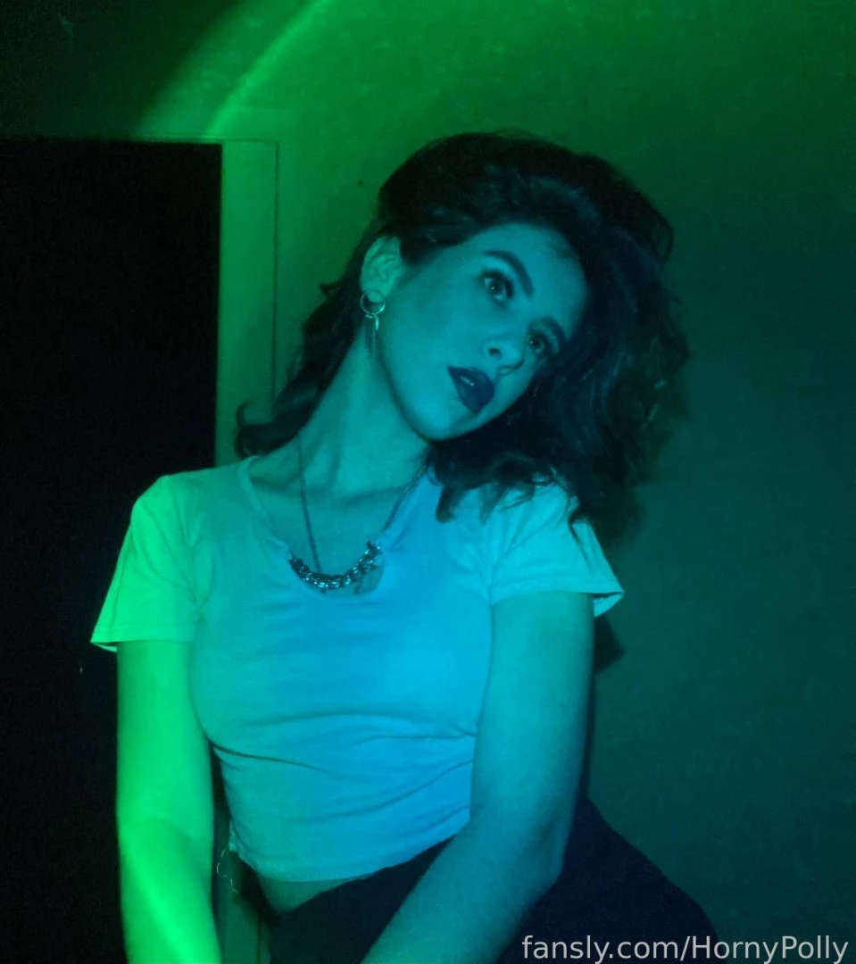 Im put rgd tape in my room do u like dancing under the lights babyface 