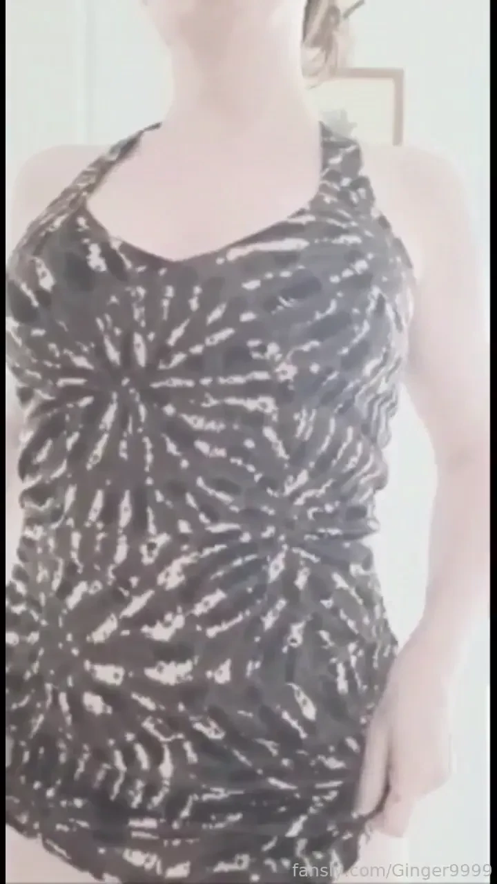 Titty drop tuesday tits boobs tittydrop vixen hotwife redhead ginger 