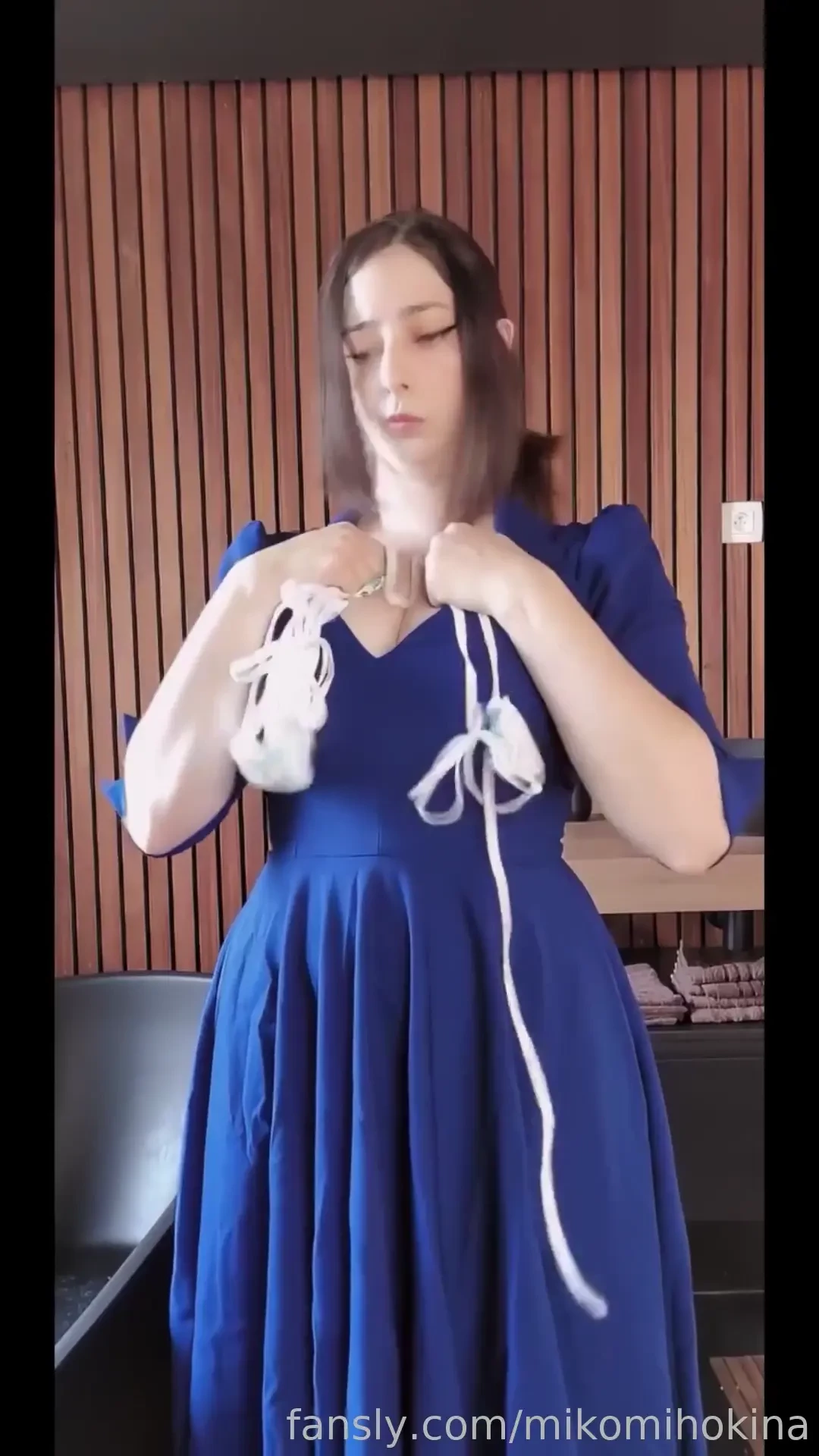 Do you like blue brunnette fyp fairskin paleskin darkhair bigboobs 