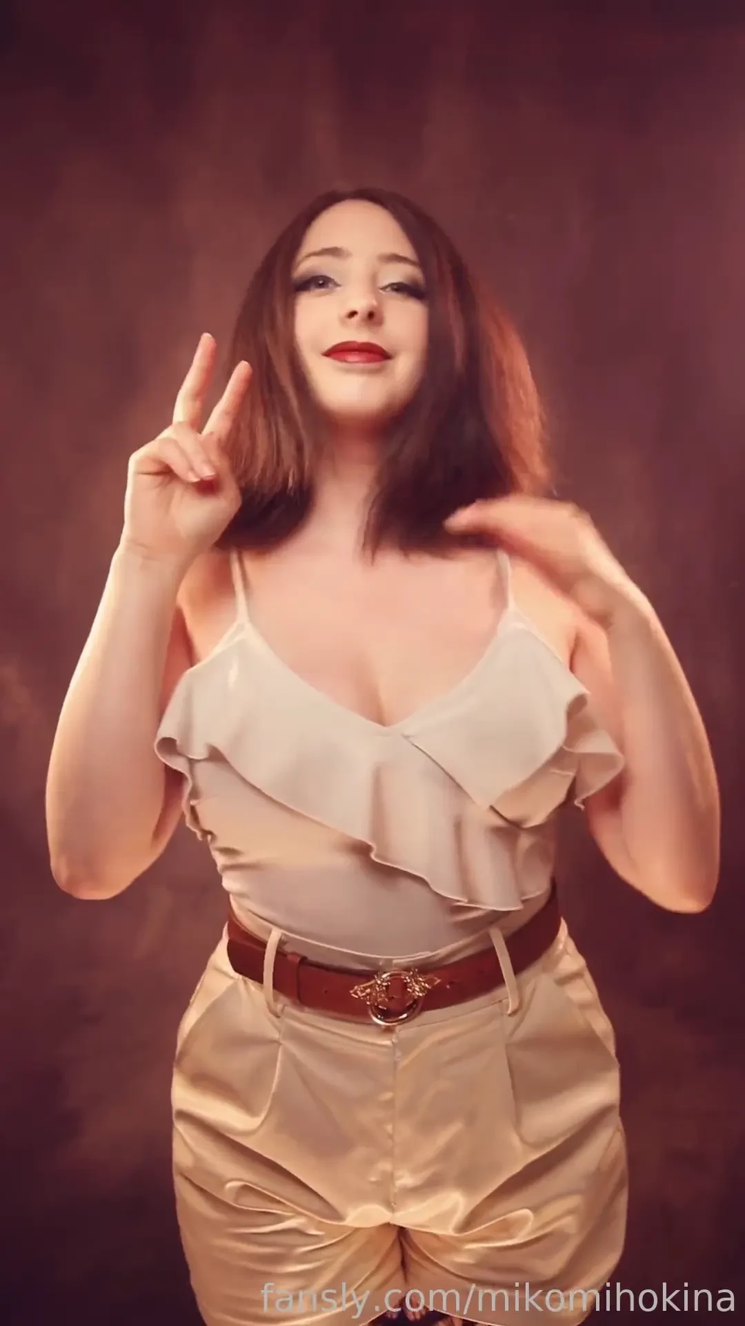 Reminder to clean your camera lens x brunnette fyp fairskin paleskin 