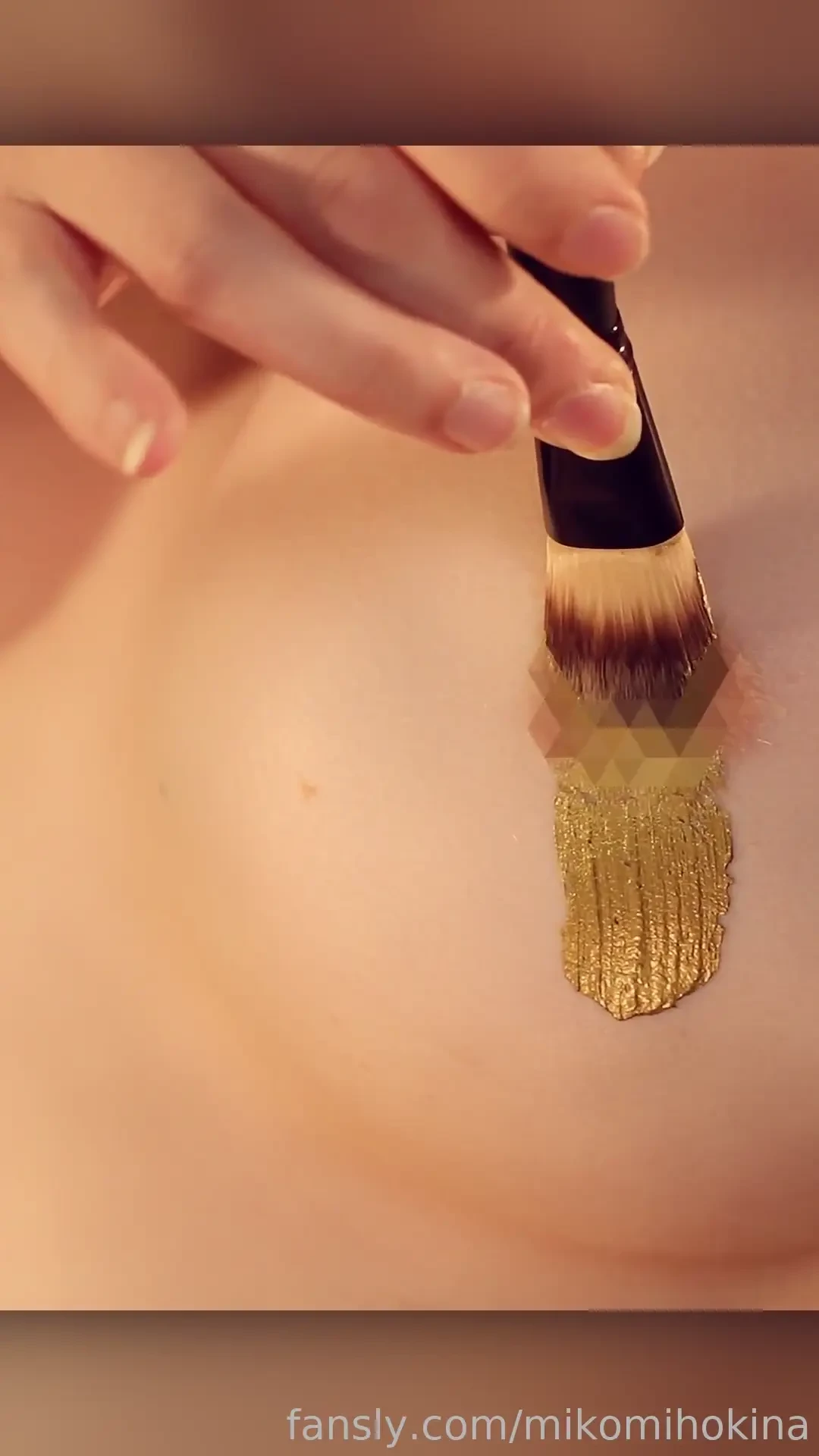 Birthday gold bodypaint hd video coming out on the 21st it will be the 