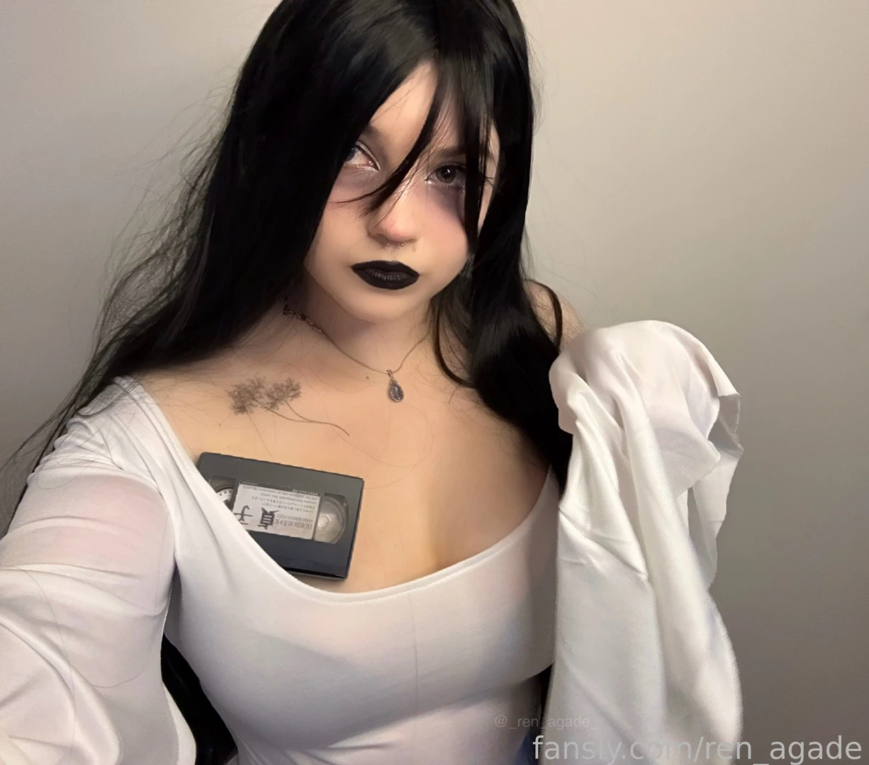 Sadako cosplay vtuber lewdtuber anime cosplay horror goth gothgirl 