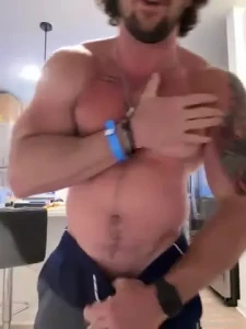 Isn t it hot to worship me muscleworship man men hot