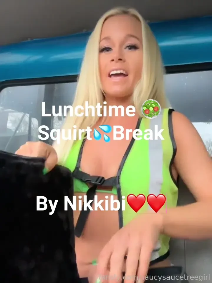 It s time for a squirting lunch break scroll down for full sextape 