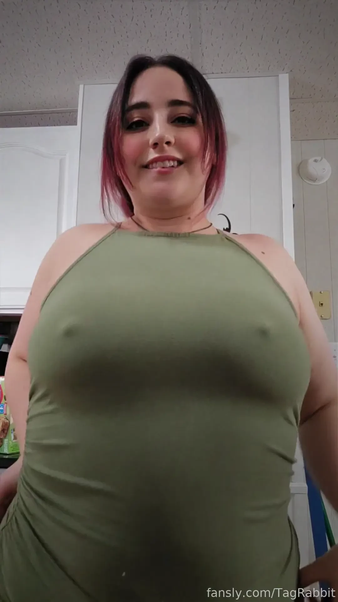 Some fun pictures and video for you lovelies on this fine easter boobs 