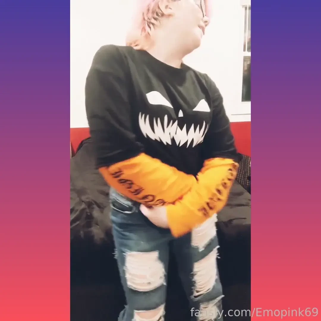 Goth whore striptease four videos in one twerking my fat ass all my 