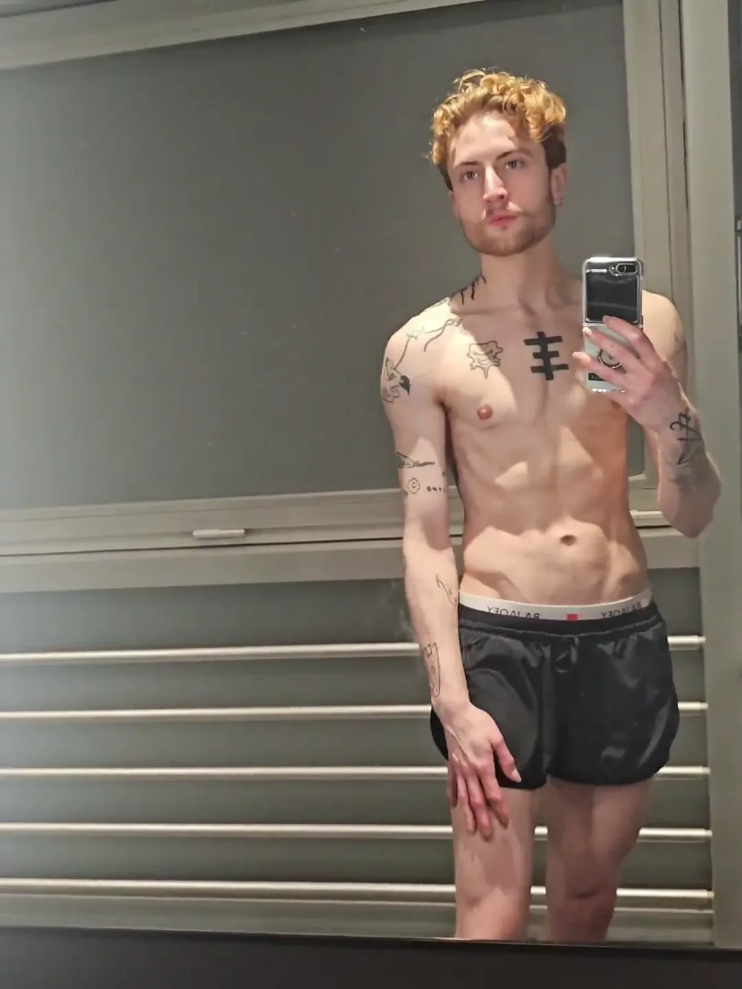 I wanted to make a thirsty clip in the locker room but some guys were 