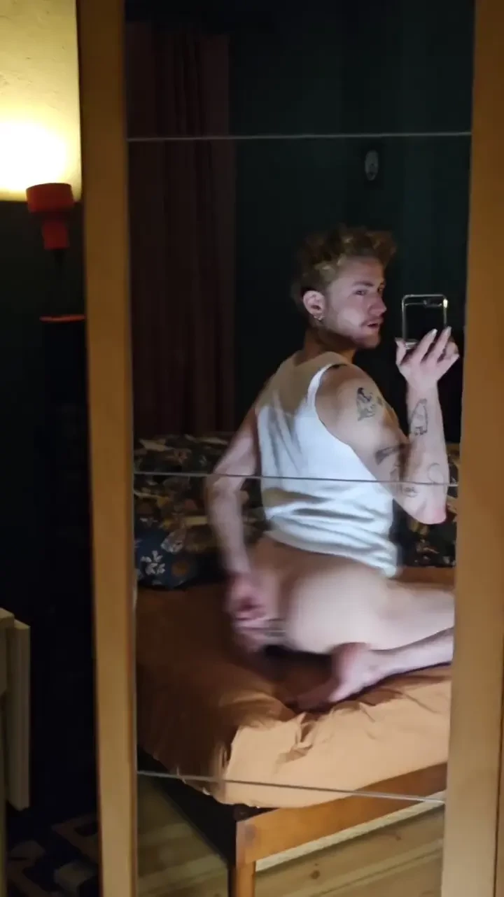 Would you like to see me do more anal to be honest i go through phases 