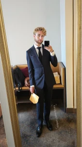 Could you imagine i have a page like this if you saw me in this suit