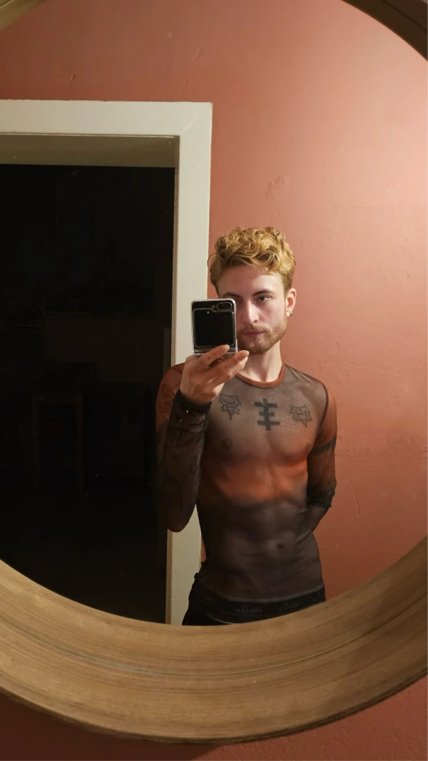 Is this top sfw twink abs ftm skinnyboy femboy transman 