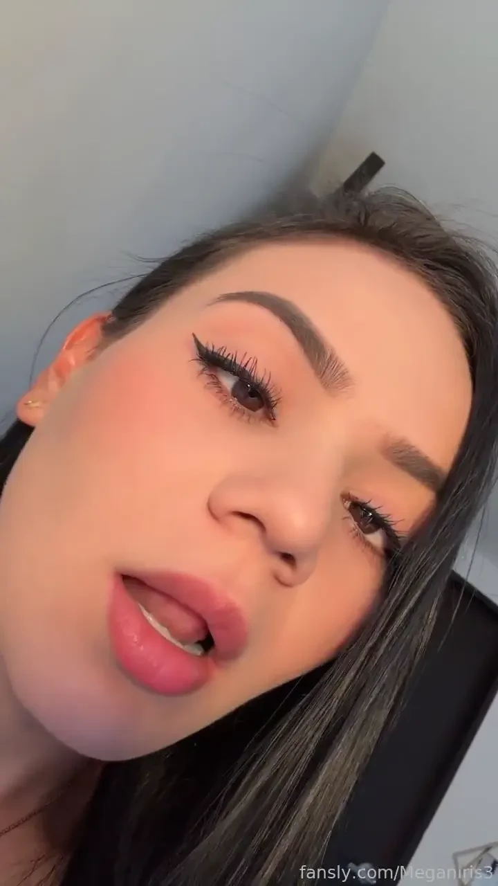 Cum in my face fyp pussy boobs ass bigass lingerie fingering latina 