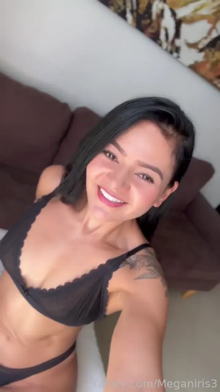 I would love to move like that on top of you fyp fingering pussy teen 