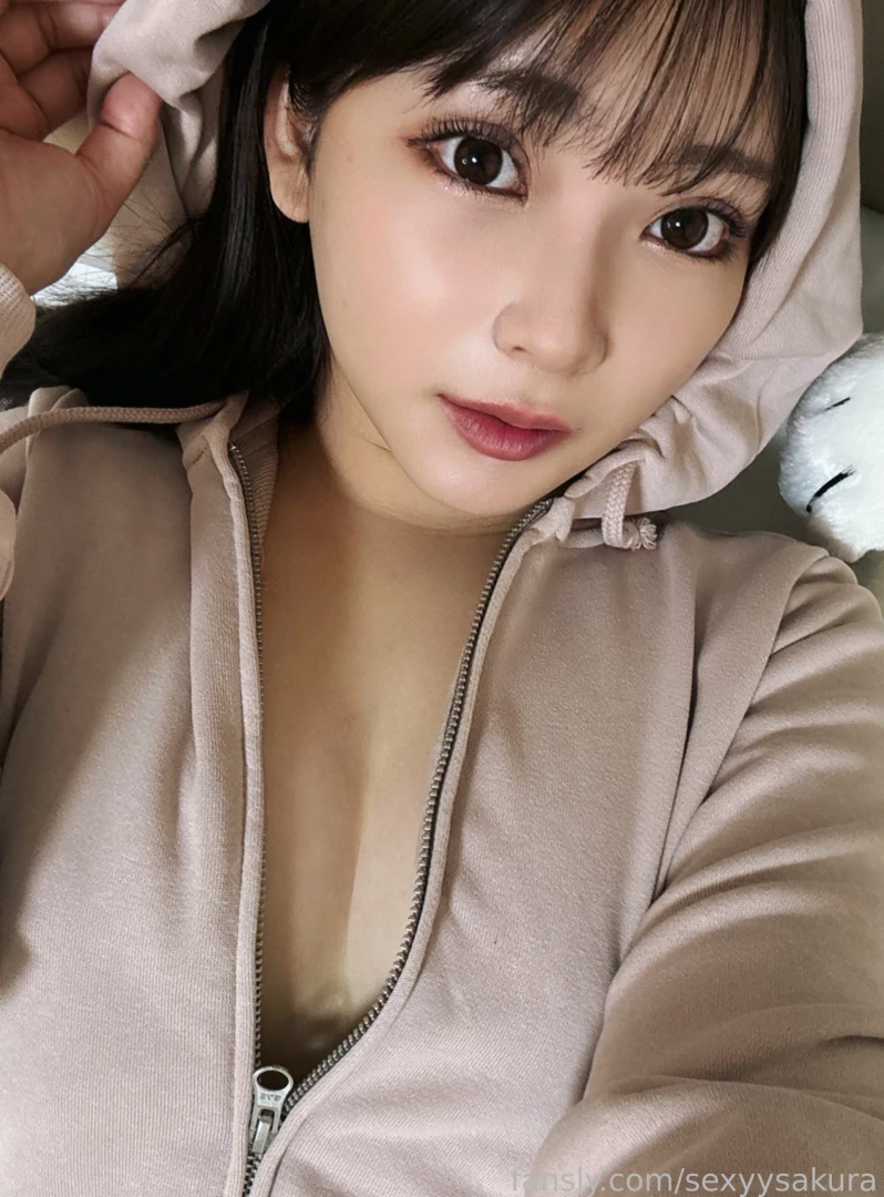 I cried today because no man has said hi to me in months japanese part 1 