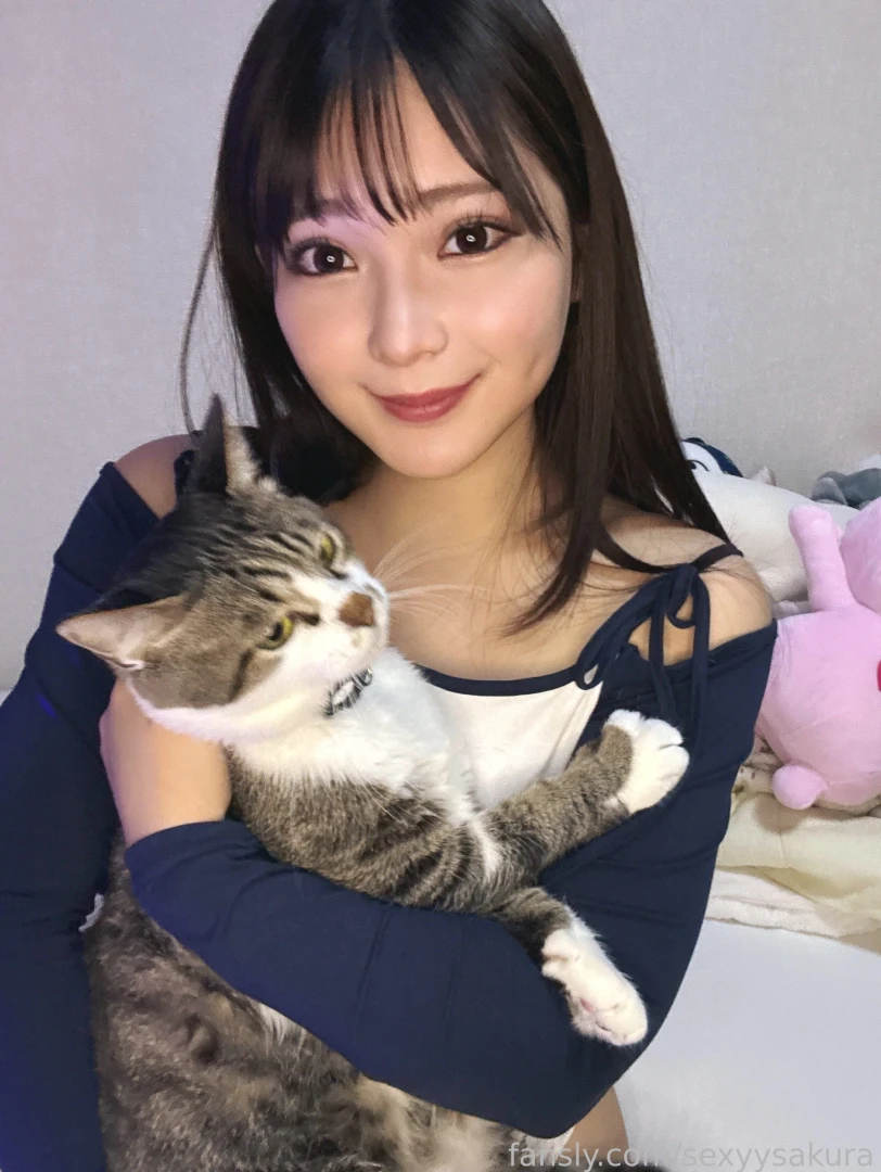 Hi i m sakura from japan today i m relaxing at home with my cat i d part 1 