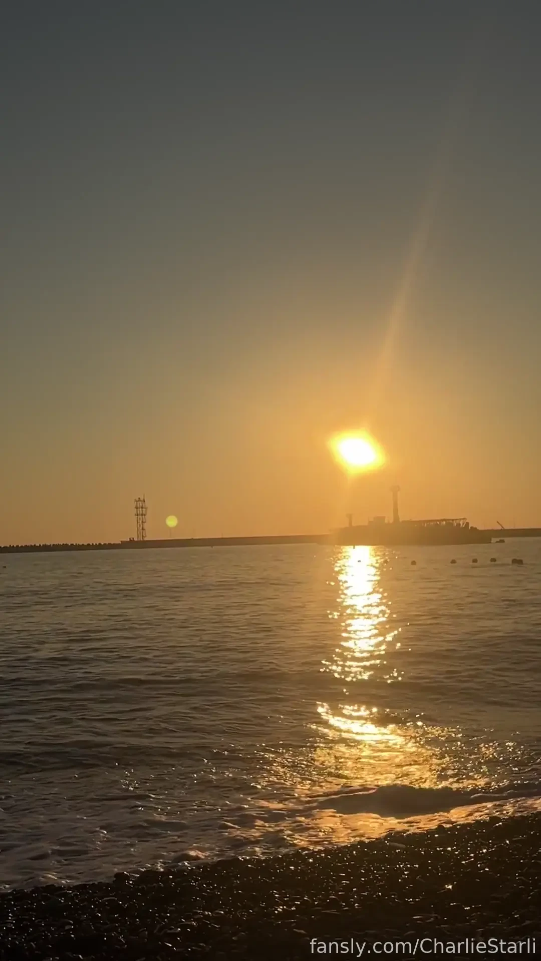 I ran away to the sea for my vacation i was so tired of studying and 