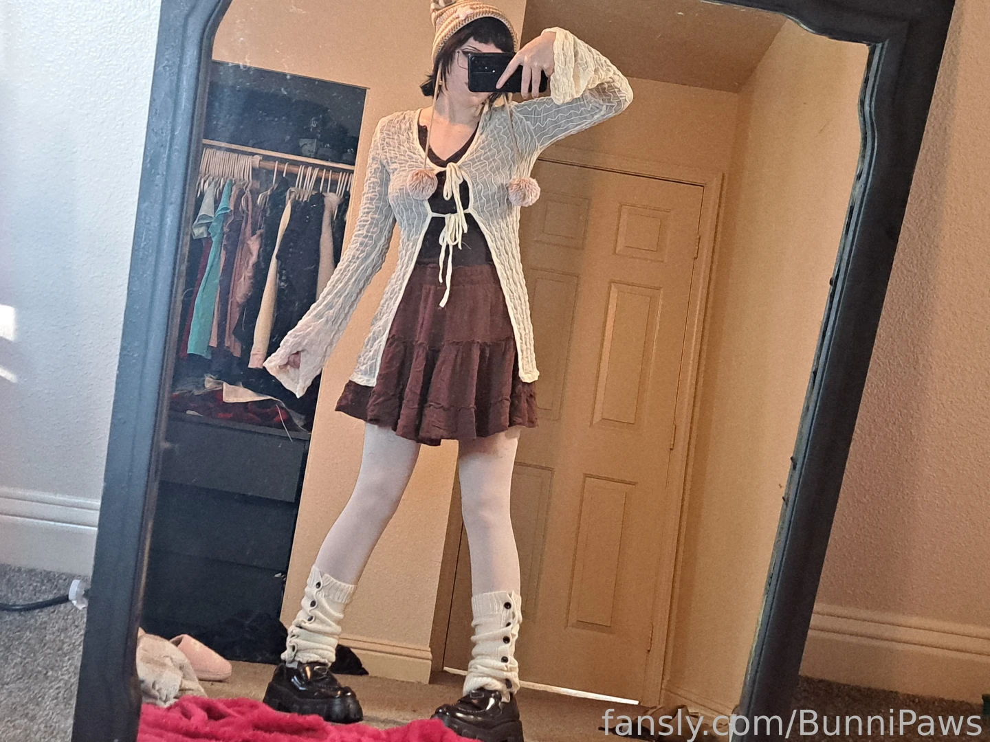 Sfw post- i feel so very cute in this alternative femboy cute glasses part 2 