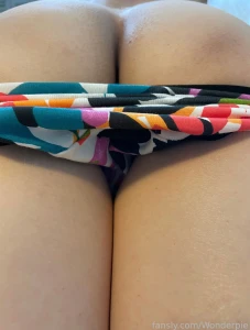 Showing off my milf booty ass milfass booty milf mature pussy homemade part 1