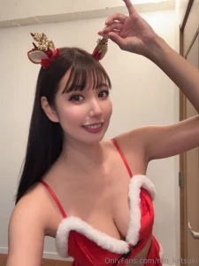 Unwrap me like the naughty little present i am merry christmas baby