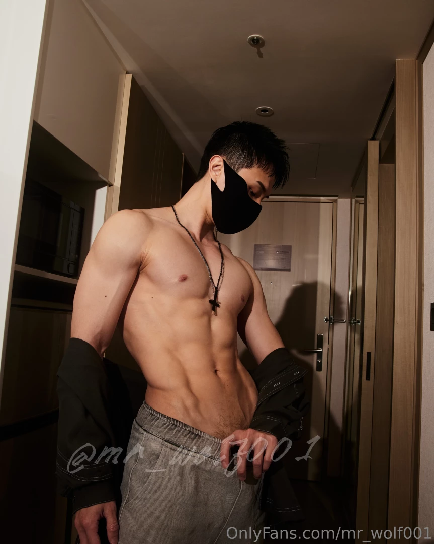 Do you want to see what i m looking at 