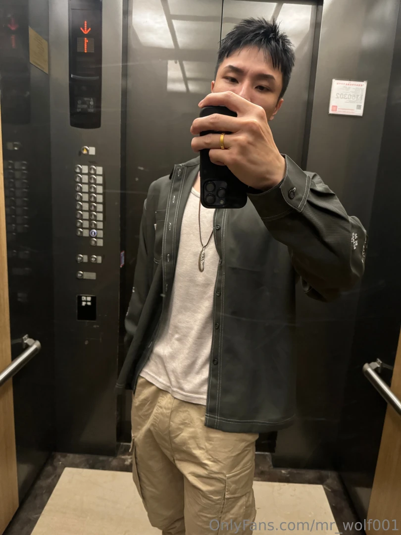 I don t need to prove a damn thing you ll feel it when i walk in 