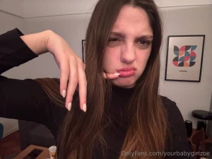 Yourbabygirlzoe part 4