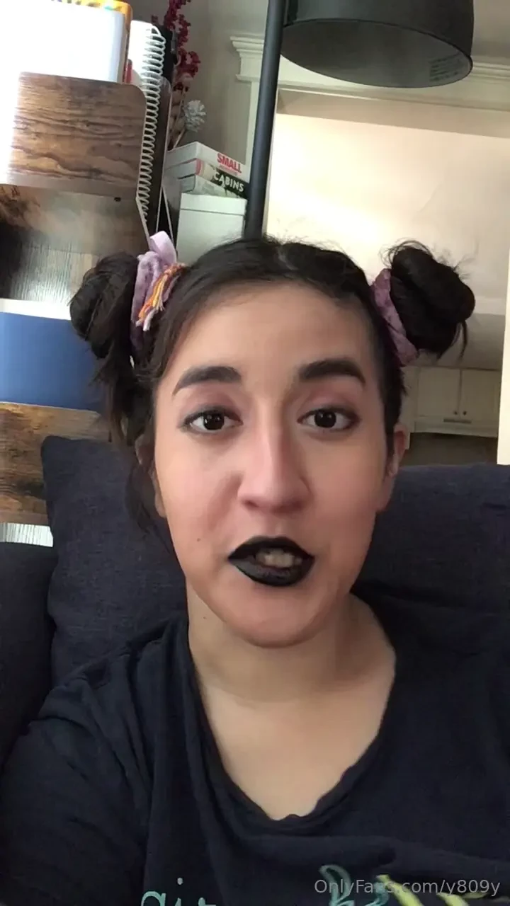 Black lips 
