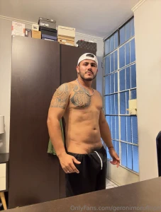 Buenas noches me habl una jermita deseosa de pija me di una jalada de part 1